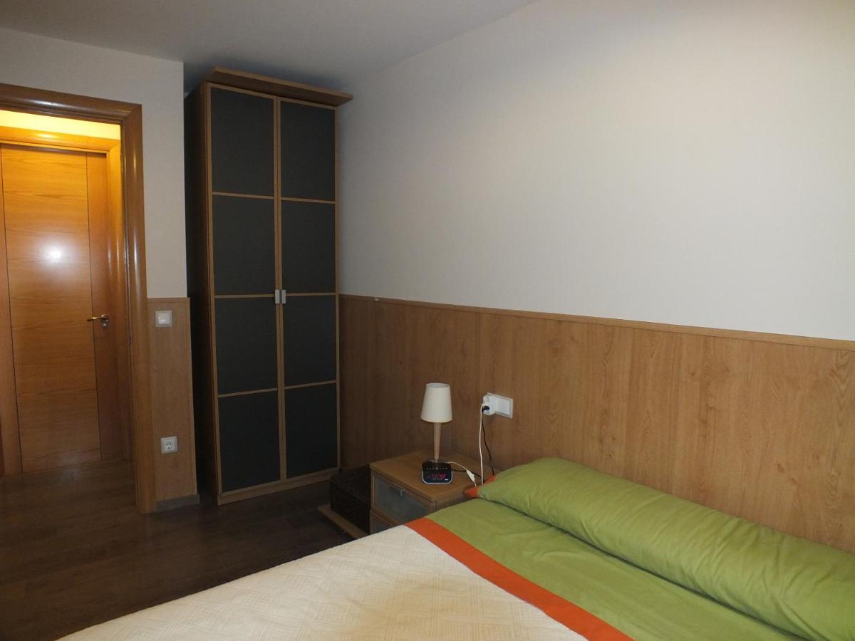 La Llar De Peramola Apartment Luaran gambar